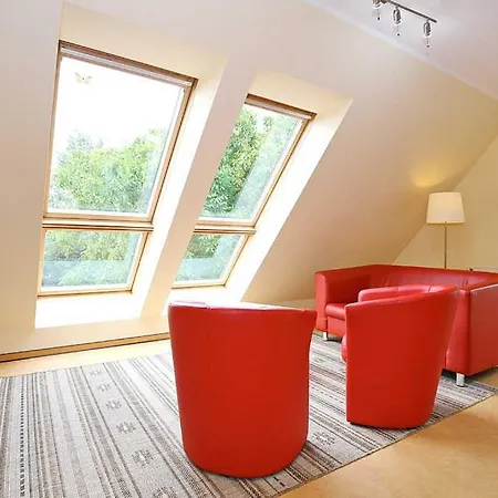 Apartment Am Leuchtturm Fuer Gruppen Bis 25 Personen Ofc 04